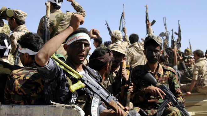 Yemen war: Saudi-led coalition warplane crashes