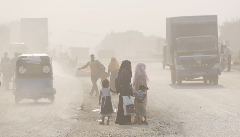 Dhaka’s air quality still remains ‘very unhealthy’