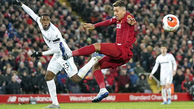 Liverpool sink West Ham for record-equalling 18th successive win