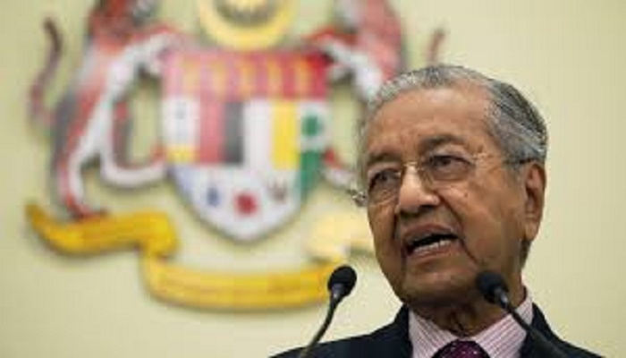 Malaysia's Mahathir says he has support to return as PM