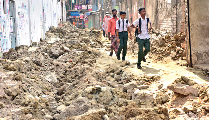 Unrepaired utility road digs an insult to taxpayers