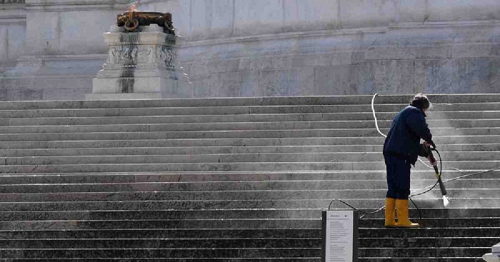 Italy coronavirus death toll 10,779