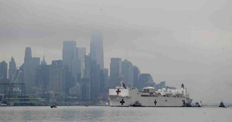 US Navy ship arrives in NYC to ease pressure on city hospitals
