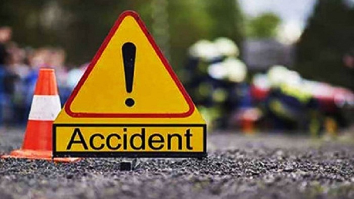 2 youths killed in Barishal road accident