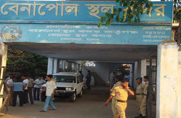 44 Bangladeshis return home from India