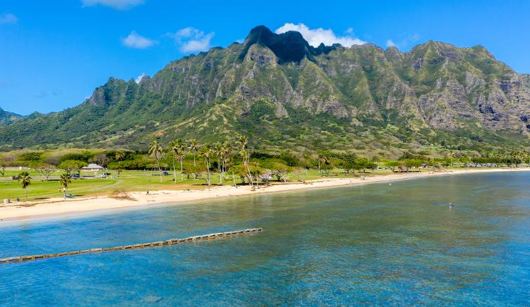 Hawaii tourism authority paying for visitors to leave