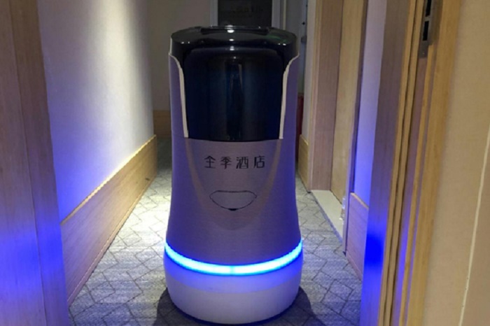 Robots and cameras: China’s sci-fi quarantine watch