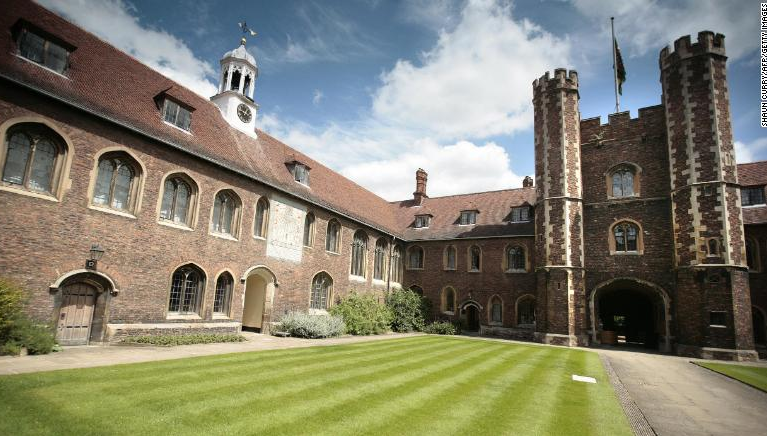 Cambridge moves lectures online until 2021