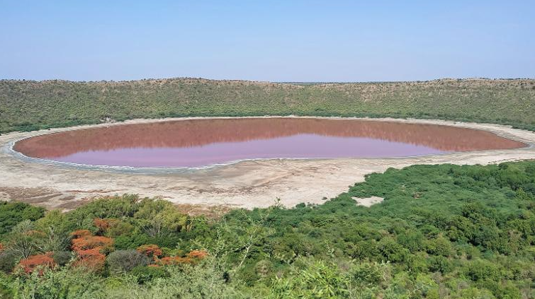 A 50,000-year-old lake in India just turned pink 