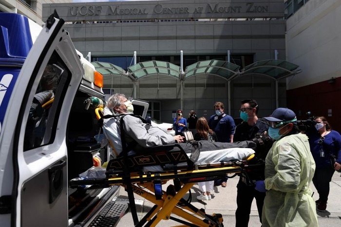 US records more than 42,000 new virus cases in 24 hours: tally