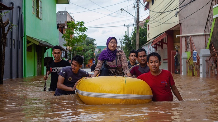 15 dead in Indonesia flash flood (updated)
