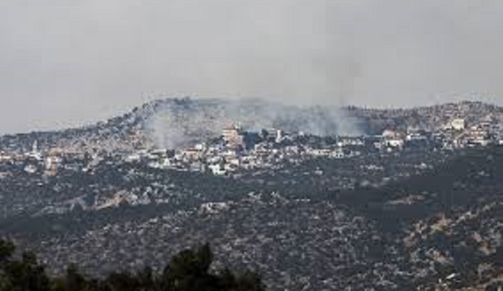 Israel army says killed 4 planting bombs at Syria border