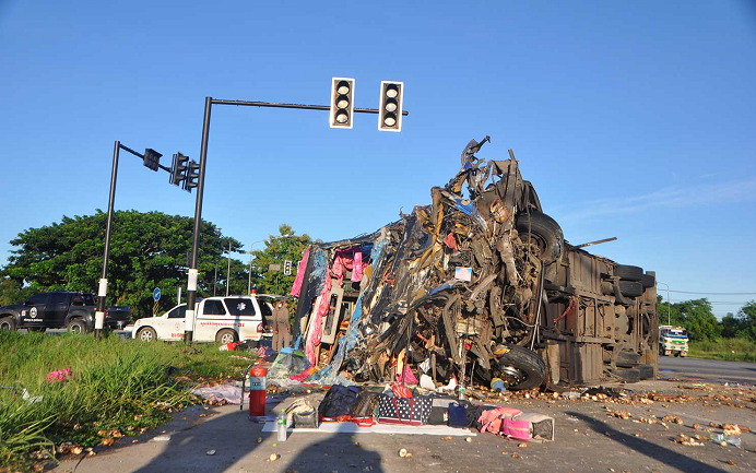 7 killed, 40 injured in tour bus crash in Thailand