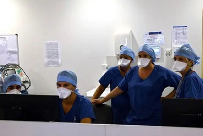 Coronavirus could overwhelm France, top doctor warns