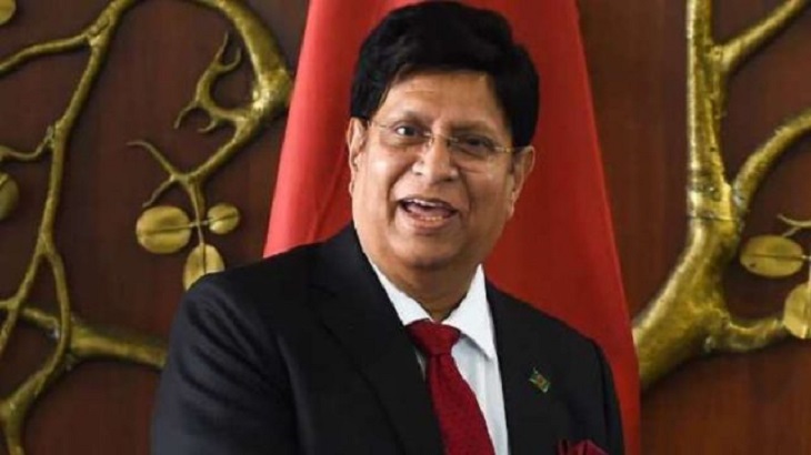 FM Abdul Momen briefing foreign diplomats