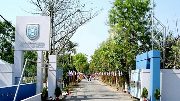 4 Khulna University teachers served show cause notice