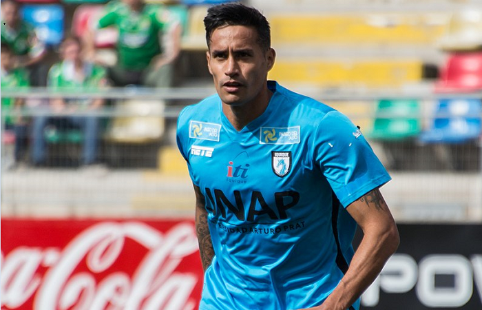 Kings rope in Argentine forward Raul Becerra