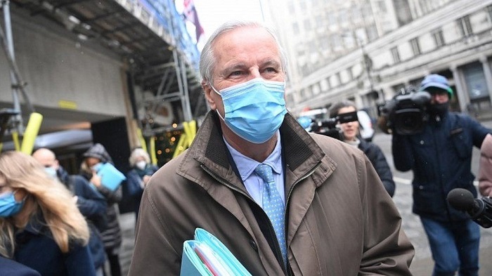 Time running out as Brexit trade talks restart