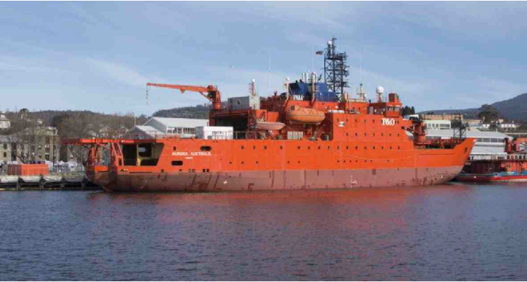 Icebreaker leaves Australia after 150 Antarctica trips