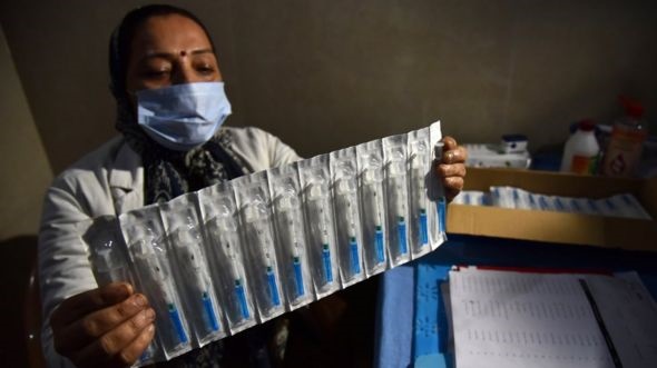 Coronavirus: India to export Covid vaccines 'within weeks'

