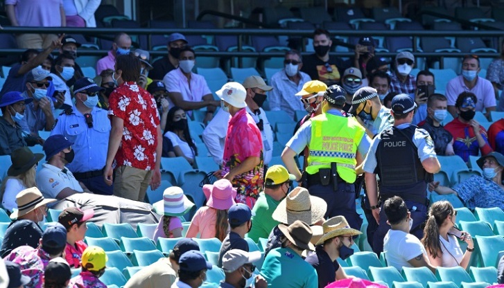 ICC probes racist abuse after fans ejected from Sydney Test