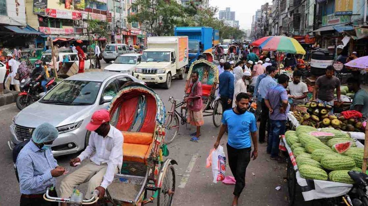 WHO warns coronavirus herd immunity unlikely this year