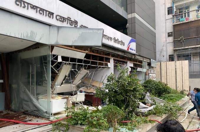One killed, seven hurt in Gulshan AC blast