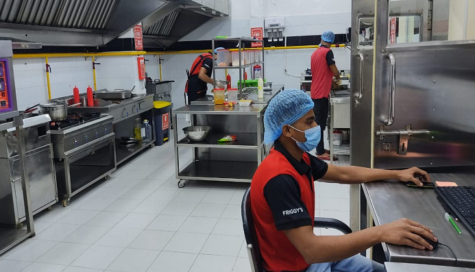 How cloud kitchens are disrupting traditional restaurants in Bangladesh?