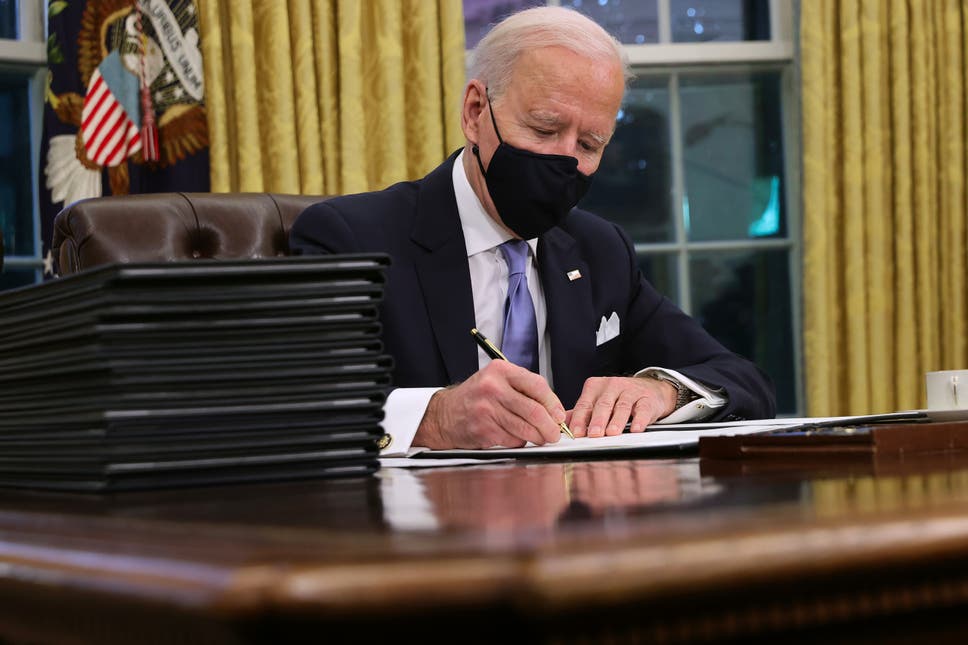 Biden sets to work on reversing Trump policies with executive orders