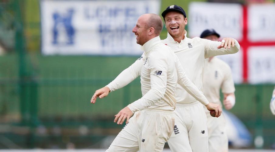 England lose Crawley in 164-run chase against Sri Lanka