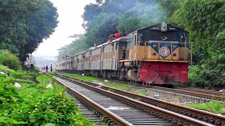 Rail communication with Sylhet resumes after 30 hours