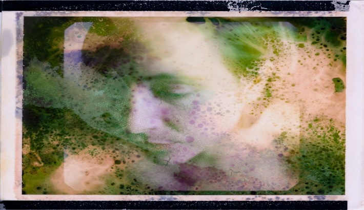 'Revealing' the unseen virus on film