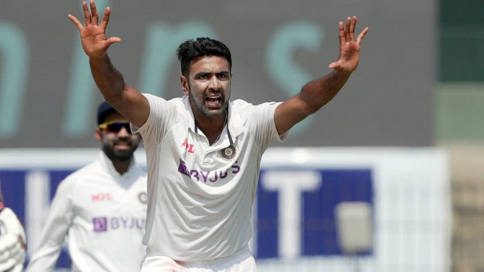 Ashwin stars as England bundled out for 134