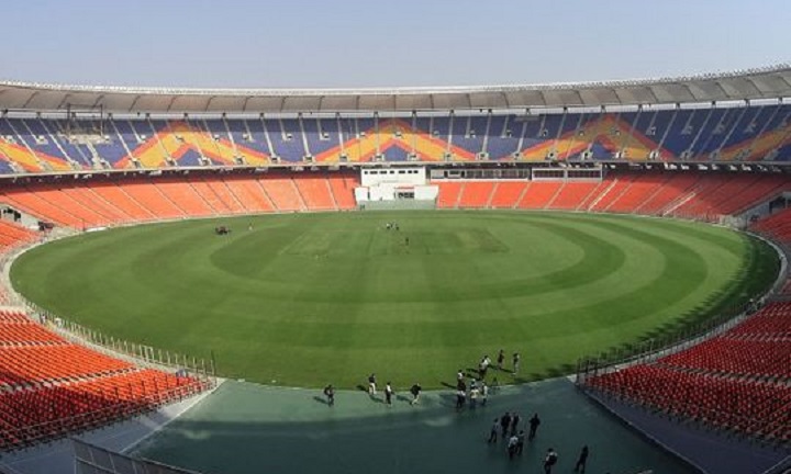 Decisive battle for India and England at world's biggest stadium