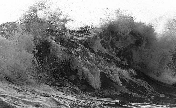 Large quakes spark Pacific-wide tsunami alerts