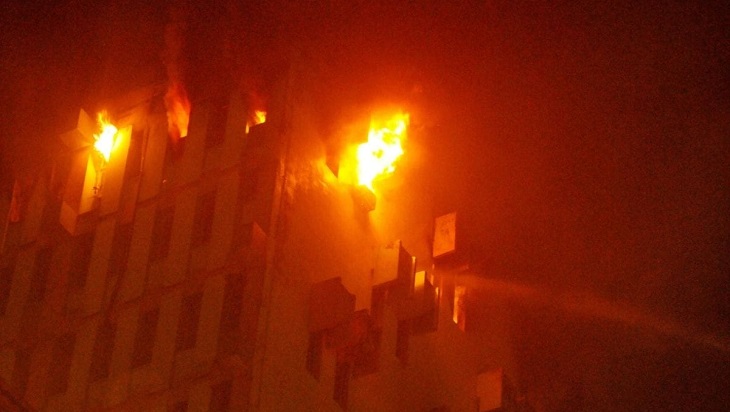 9 die in Kolkata highrise fire