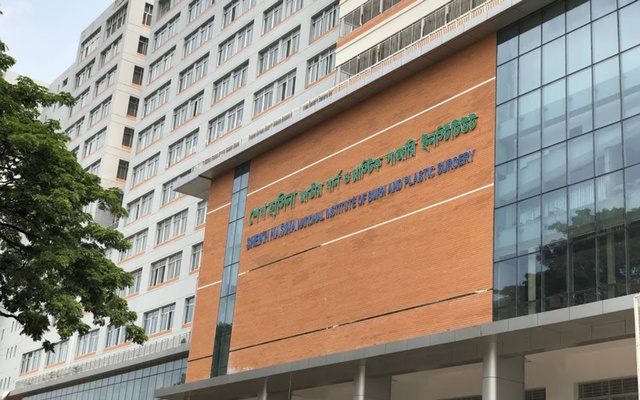 Narayanganj gas leak fire: One burn victim dies