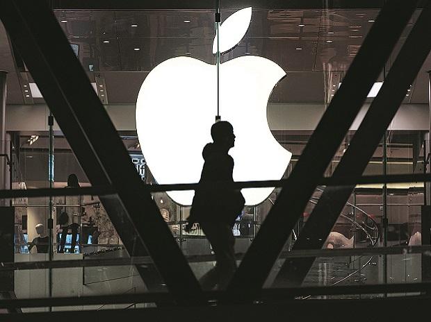 Apple warns against unauthorized tracking after China workaround