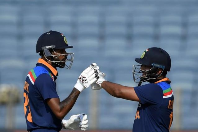 India edge England in ODI decider despite Curran heroics