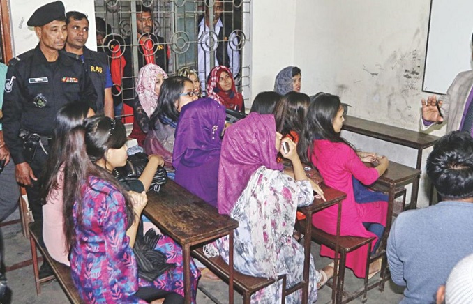 Coaching Center fined for defying ban in Bogura