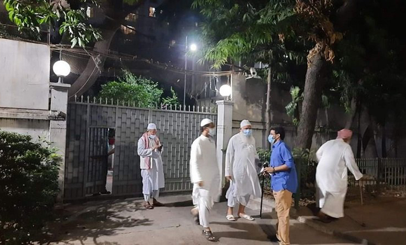 Hefazat leaders meet home minister