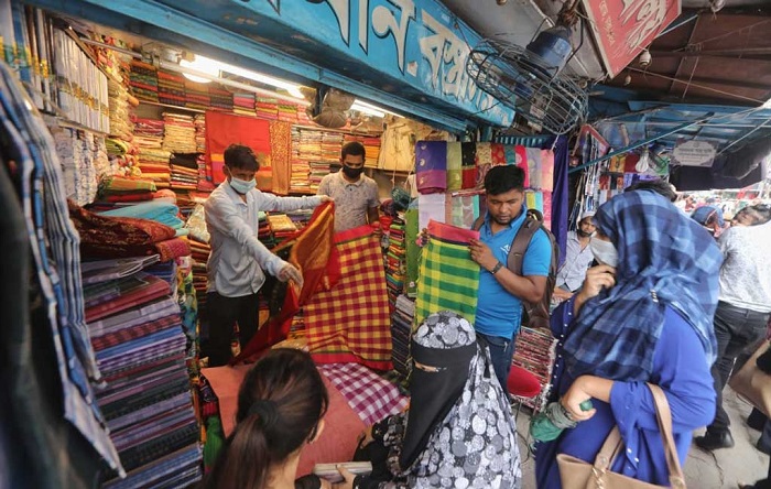 Shops, malls open Sunday following health guidelines