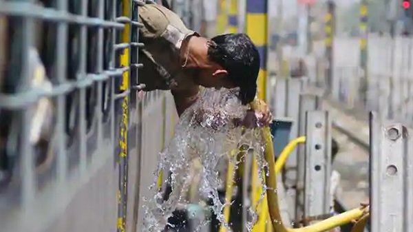 Mild to moderate heatwave to continue