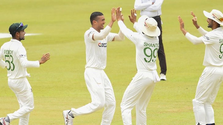 Taskin, Taijul keep Bangladesh fighting