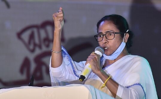 Mamata says combatting COVID-19 will be top priority


