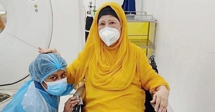 Khaleda Zia’s condition improves slightly: Doctor