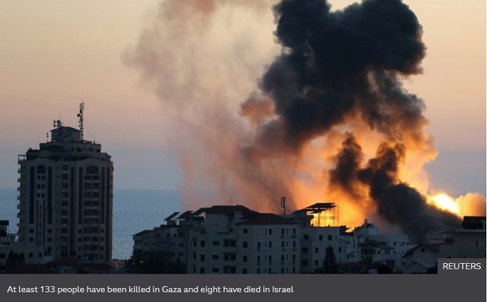 Israel-Gaza violence: US envoy arrives for de-escalation talks