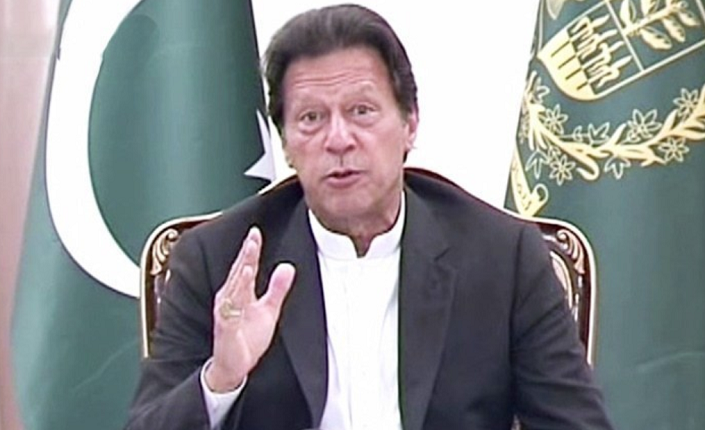 Imran retracts criticism of foreign service officers