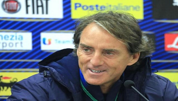 Mancini names pre-Euro 2020 friendly squad after extending Italy deal