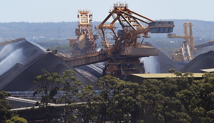 Covid: Australia's 2nd-largest state Victoria extends lockdown